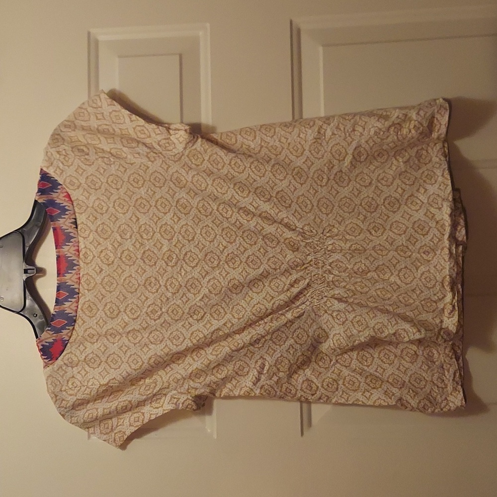 Women's Akemi & Kin Top - Picture 6 of 9